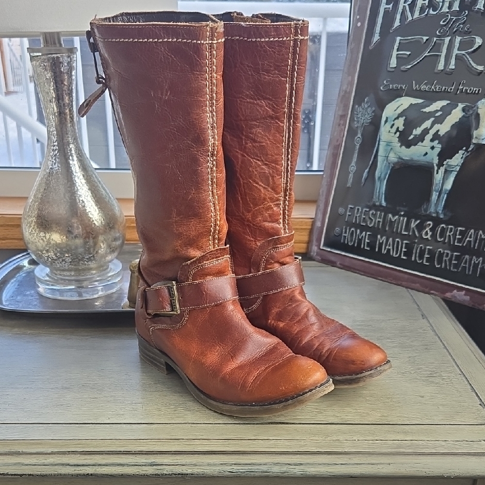 Brown Leather Bed Stu Boots